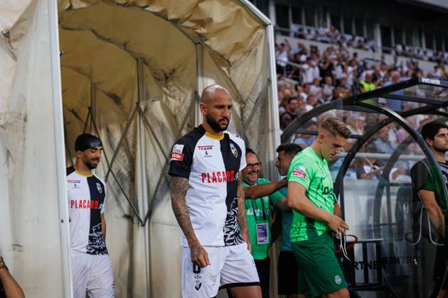 Neto seen during Liga Portugal game between teams of SC Farense and Sporting CP at Estadio Algarve (Maciej Rogowski) Faro Estadio Algarve Portugal Copyright: xMaciejxRogowskix farensesporting2425-38