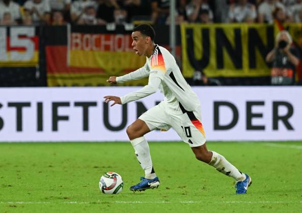 07 09 2024, xsltx, Football UEFA Nations League 2024, Germany Hungary emspor, v l Jamal Musiala German National Team DFL DFB REGULATIONS PROHIBIT ANY USE OF PHOTOGRAPHS as IMAGE SEQUENCES and or QUASI VIDEO
