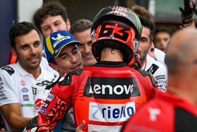 - MotoGP - GP15 - Gran Premio Red Bull di San Marino e della Riviera di Rimini - Race Marc Marquez Spanish Gresini Racing MotoGP Ducati hugs Francesco Bagnaia Italian Ducati Lenovo Team Ducati during GP15 - Gran Premio Red Bull di San Marino e della Riviera di Rimini - Race, MotoGP World Championship, WM, Weltmeisterschaft in Misano Adriatico, Italy, September 08 2024 Misano Adriatico Italy Copyright: xIPAxSport ABACAx