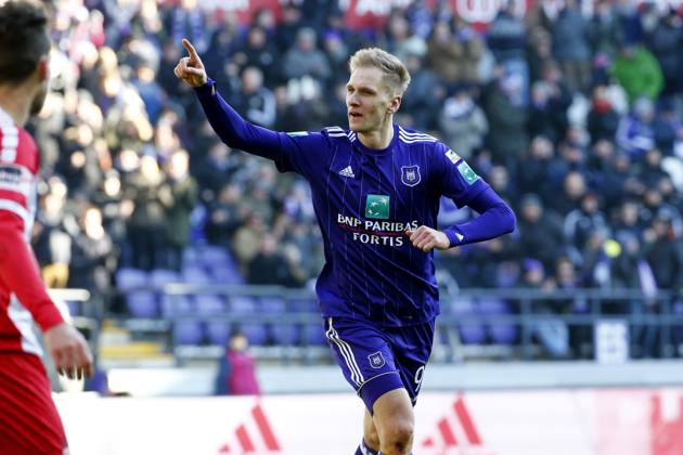 RSC Anderlecht v Mouscron : Jupiler Pro League BRUSSELS, BELGIUM - FEBRUARY 25 : Lukasz Teodorczyk forward of RSC Anderlecht scores and celebrates during the Jupiler Pro League match between RSC Anderlecht and Excelsior Mouscron at the Constant Vanden Stock stadium on February 25, 2018 in Brussels, Belgium, 25 02 2018 Brussels Belgium Copyright: xJimmyxBolcinax 10696969-178
