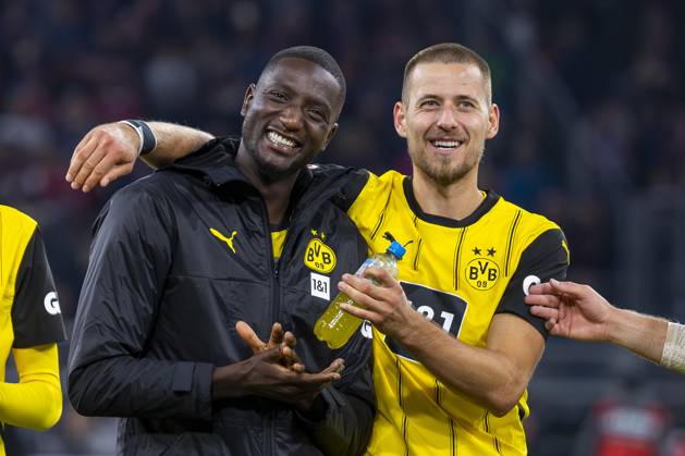 13 09 2024 Football Borussia Dortmund 1 FC Heidenheim, Matchday 3 at Signal Iduna Park Dortmunds Serhou Guirassy l and Dortmunds Waldemar Anton celebrate in front of the fans IMPORTANT NOTE In accordance with the regulations of the DFL and the DFB, it is prohibited to use or have used photographs taken in the stadium and or of the match in the form of sequential images and or video-like photo series Copyright: xKirchner DavidxInderliedx