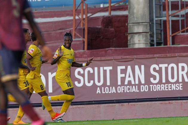 Chico Banza seen celebrating after scoring goal during Liga Portugal 2 game between teams of SCU Torreense and Portimonense SC (Maciej Rogowski) Torres Vedras Estadio Manuel Marques Portugal Copyright: xMaciejxRogowskix torreenseportimonensefull-104