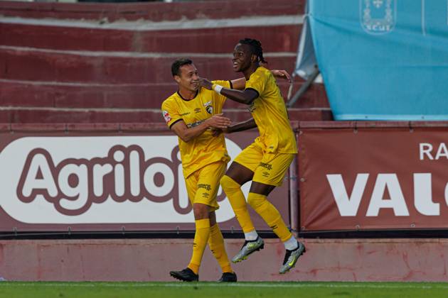 Chico Banza seen celebrating after scoring goal during Liga Portugal 2 game between teams of SCU Torreense and Portimonense SC (Maciej Rogowski) Torres Vedras Estadio Manuel Marques Portugal Copyright: xMaciejxRogowskix torreenseportimonensefull-108