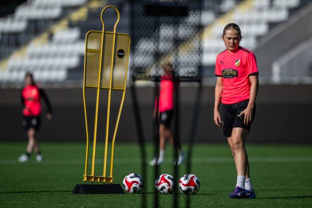 240917 Paulina Nyström during a training session with Häcken on September 17, 2024 in Gothenburg Photo Mathias Bergeld BILDBYRAN kod MB MB0963 fotboll football soccer fotball champions league träning practice training häcken dam bbeng Copyright: MATHIASxBERGELD BB240917MB052