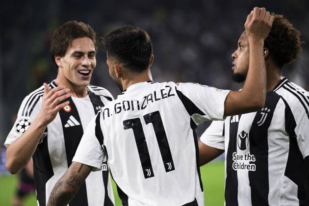 Juventus FC v PSV Eindhoven - UEFA Champions League Nicolas Gonzalez of Juventus FC celebrates with Kenan Yildiz and Weston McKennie of Juventus FC after scoring a goal during the UEFA Champions League football match between Juventus FC and PSV Eindhoven. Turin Italy Copyright: xNicolòxCampox
