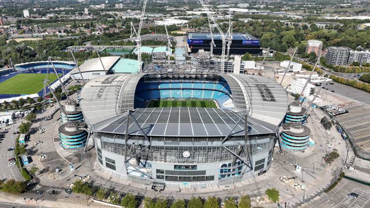UEFA Champions League league stage Manchester City v Inter Milan An aerial view of the Etihad Stadium and the constriction of the new stand during the UEFA Champions League league stage match Manchester City vs Inter Milan at Etihad Stadium, Manchester, United Kingdom, 18th September 2024 (Photo by Mark Cosgrove News Images) Manchester Etihad Stadium Manchester United, ManU Kingdom Copyright: xMarkxCosgrove NewsxImagesx