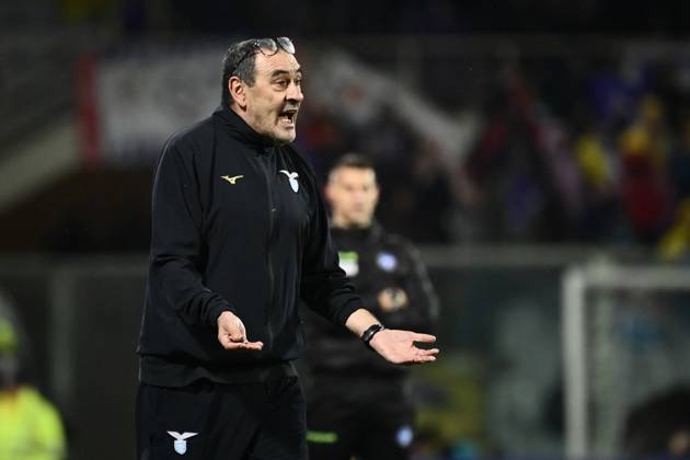 Foto Massimo Paolone LaPresse 26 Febbraio 2024 - Firenze, Italia - calcio - Fiorentina vs Lazio - Campionato italiano di calcio Serie A TIM 2023 2024 - Stadio Artemio Franchi. Nella foto: Maurizio Sarri (SS Lazio) da indicazioni ai suoi giocatori February 26, 2024 Florence, Italy - sport, calcio - Fiorentina vs Lazio - Italian Serie A Football Championship 2023 2024 - Artemio Franchi Stadium. In the pic: Maurizio Sarri (SS Lazio) shouts instructions to his players Copyright: xMassimoxPaolone LaPressex