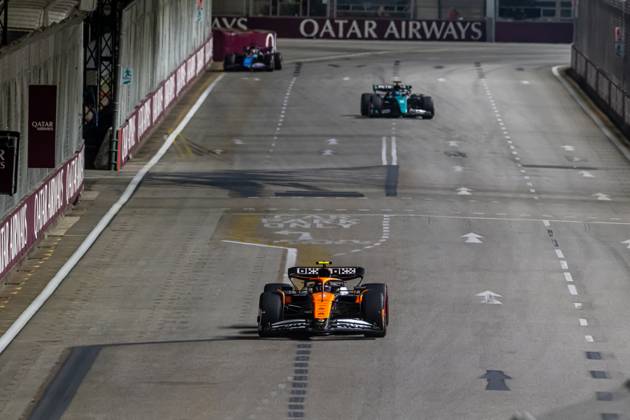 MARINA BAY, SINGAPORE: Lando Norris, racing for the McLaren F1 team during the 2024 Formula 1 Singapore Grand Prix at the Marina Bay Street Circuit in Marina Bay, Singapore