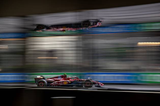 MARINA BAY, SINGAPORE: Carlos Sainz, racing for the Ferrari team during the 2024 Formula 1 Singapore Grand Prix at the Marina Bay Street Circuit in Marina Bay, Singapore