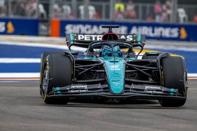 MARINA BAY, SINGAPORE: George Russell, racing for the Mercedes F1 team during the 2024 Formula 1 Singapore Grand Prix at the Marina Bay Street Circuit in Marina Bay, Singapore