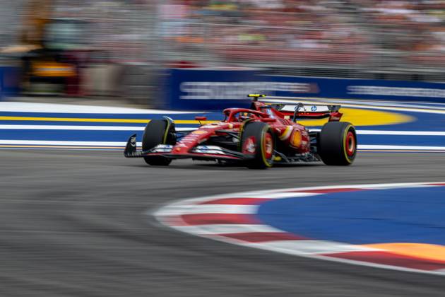 MARINA BAY, SINGAPORE: Carlos Sainz, racing for the Ferrari team during the 2024 Formula 1 Singapore Grand Prix at the Marina Bay Street Circuit in Marina Bay, Singapore