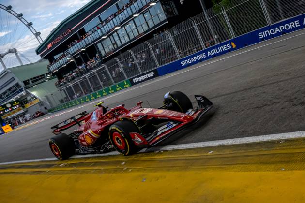 MARINA BAY, SINGAPORE: Carlos Sainz, racing for the Ferrari team during the 2024 Formula 1 Singapore Grand Prix at the Marina Bay Street Circuit in Marina Bay, Singapore