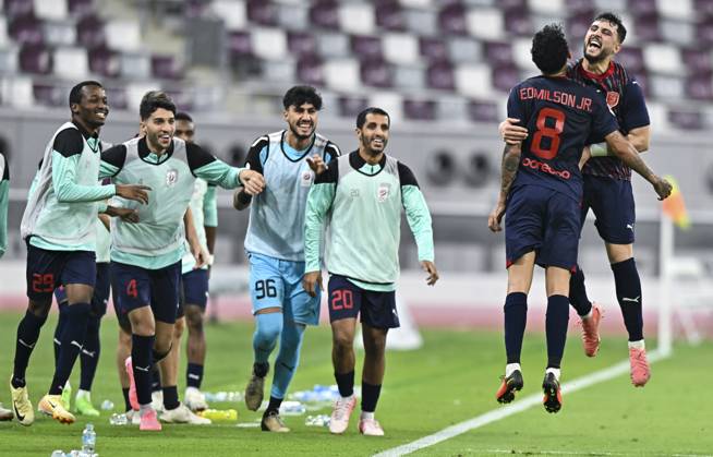AL-SADD SC VS AL DUHAIL SC-OOREDOO STARS LEAGUE QATAR Edmilson Junior Paulo ( 8) of Al Duhail SC celebrates after scoring the second goal during the Ooredoo Qatar Stars League 24 25 match between Al-Sadd SC and Al Duhail SC at Jassim bin Hamad Stadium in Doha, Qatar, on September 21, 2024. DOHA Qatar Copyright: xNOUSHADx