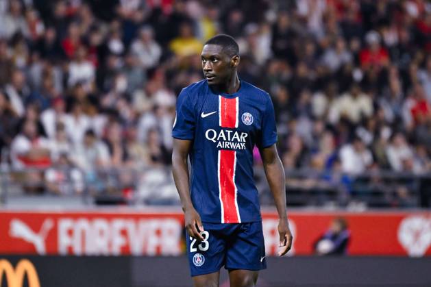 Randal Kolo Muani ( 23 - PSG ) looks dejected during the Ligue 1 match between Stade de Reims and Paris Sant Germain at Stade Auguste Delaune on September 21, 2024 in Reims, France. ( Photo by federico pestellini panoramic ) - FOOTBALL : Reims vs PSG - Ligue 1 - 21 09 2024 FedericoPestellini Panoramic