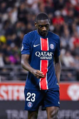 Randal Kolo Muani ( 23 - PSG ) looks dejected during the Ligue 1 match between Stade de Reims and Paris Sant Germain at Stade Auguste Delaune on September 21, 2024 in Reims, France. ( Photo by federico pestellini panoramic ) - FOOTBALL : Reims vs PSG - Ligue 1 - 21 09 2024 FedericoPestellini Panoramic
