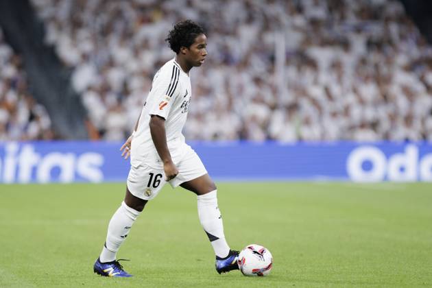 LA LIGA EA Sports - Real Madrid vs Espanyol MADRID, SPAIN - SEPTEMBER 21: 16q in action during the La Liga 2024 25 match between Real Madrid and Espanyol at Santiago Bernabeu Stadium. (Photo by Guillermo Martinez) Madrid Santiago Bernabà u Stadium Spain Copyright: xGuillermoxMartinezx
