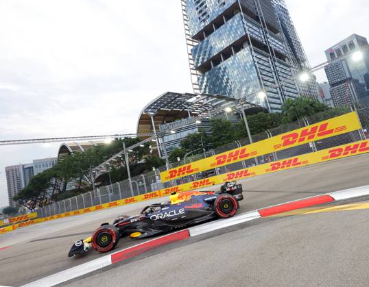 20 09 2024, Marina Bay Street Circuit, Singapore, FORMULA 1 SINGAPORE AIRLINES SINGAPORE GRAND PRIX 2024,pictured Sergio Perez MEX , Oracle Red Bull Racing Defodi 506 20240921 hbr 10081 Defodi-506