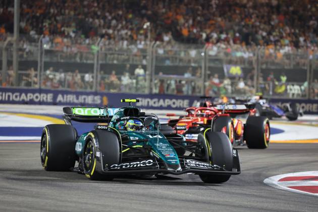 22 09 2024, Marina Bay Street Circuit, Singapore, FORMULA 1 SINGAPORE AIRLINES SINGAPORE GRAND PRIX 2024,in the picture Fernando Alonso ESP , Aston Martin Aramco Cognizant Formula One Team Defodi 506 20240922 hbr 0081 Defodi-506