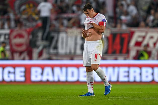Soccer 1 Bundesliga FC St Pauli RB Leipzig on 22 09 2024 at Millerntor Stadium in Hamburg Willi Orban RB Leipzig dissatisfied, disappointed, disappointed, dejected MT