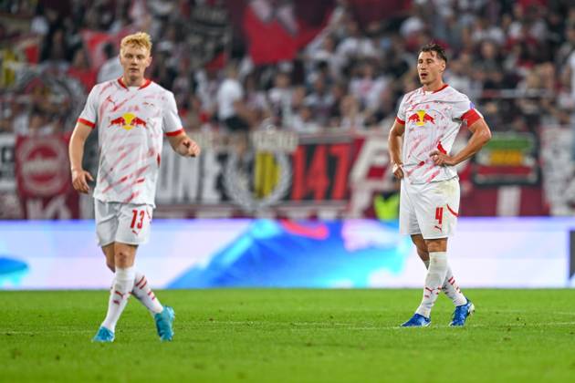 Soccer 1 Bundesliga FC St Pauli RB Leipzig on 22 09 2024 at Millerntor Stadium in Hamburg Nicolas Seiwald RB Leipzig and Willi Orban RB Leipzig dissatisfied, disappointed, disappointed, dejected MT
