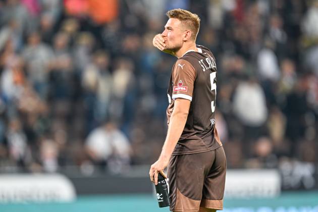 Soccer 1 Bundesliga FC St Pauli RB Leipzig on 22 09 2024 at Millerntor Stadium in Hamburg Hauke Wahl St Pauli after the match MT