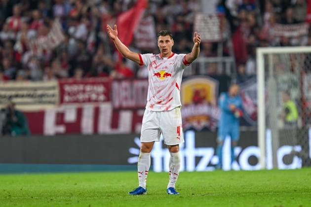 Soccer 1 Bundesliga FC St Pauli RB Leipzig on 22 09 2024 at Millerntor Stadium in Hamburg Willi Orban RB Leipzig dissatisfied, disappointed, disappointed, dejected MT