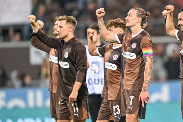 Soccer 1 Bundesliga FC St Pauli RB Leipzig on 22 09 2024 at Millerntor Stadium in Hamburg Jackson Irvine St Pauli after the match MT