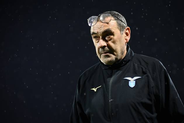 Foto Massimo Paolone LaPresse 26 Febbraio 2024 - Firenze, Italia - calcio - Fiorentina vs Lazio - Campionato italiano di calcio Serie A TIM 2023 2024 - Stadio Artemio Franchi. Nella foto: Maurizio Sarri coach (SS Lazio) osserva February 26, 2024 Florence, Italy - sport, calcio - Fiorentina vs Lazio - Italian Serie A Football Championship 2023 2024 - Artemio Franchi Stadium. In the pic: Maurizio Sarri coach (SS Lazio) looks on Copyright: xMassimoxPaolone LaPressex