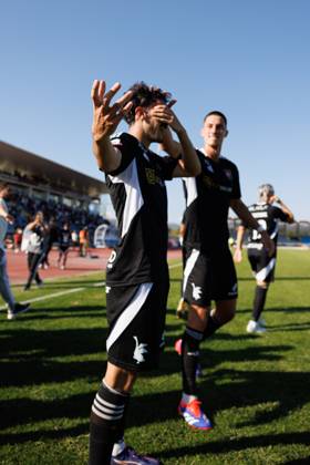 Liga Portugal game between Casa Pia AC Vs Moreirense FC in Rio Maior, Portugal - 14 Sept 2024 Nuno Moreira (Casa Pia AC) celebrates after scoring goal during Liga Portugal game between teams of Casa Pia AC and Moreirense FC at Estadio Municipal Rio Maior. Final Score: Casa Pia 3 : 1 Moreirense FC. Rio Maior Portugal Copyright: xMaciejxRogowskix xSOPAxImagesx MROGOWSKI_casapiamoreirense2425-38