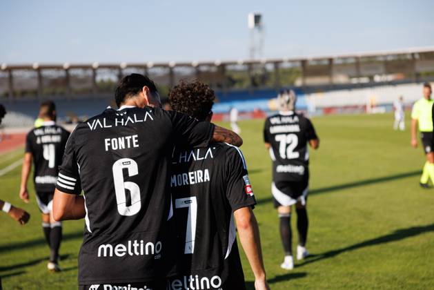 Liga Portugal game between Casa Pia AC Vs Moreirense FC in Rio Maior, Portugal - 14 Sept 2024 Jose Fonte and Nuno Moreira (Casa Pia AC) celebrate after scoring goal during Liga Portugal game between teams of Casa Pia AC and Moreirense FC at Estadio Municipal Rio Maior. Final Score: Casa Pia 3 : 1 Moreirense FC. Rio Maior Portugal Copyright: xMaciejxRogowskix xSOPAxImagesx MROGOWSKI_casapiamoreirense2425-39