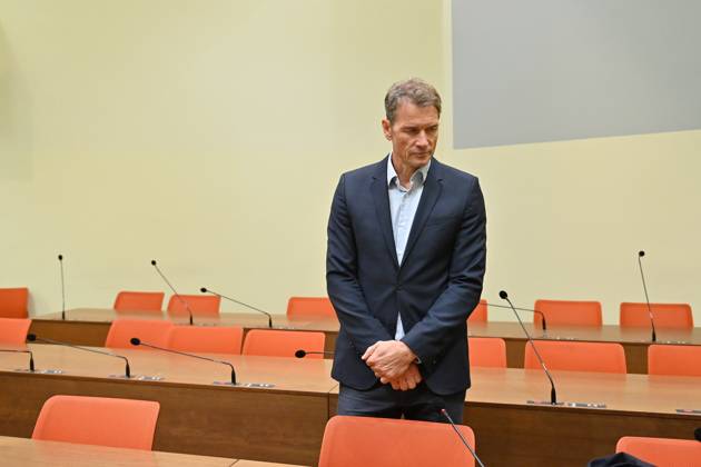 Jens Lehmann, single picture, cropped single motif, half figure, half figure Regional Court Munich II Criminal proceedings against Jens Lehmann on suspicion of insulting and a on 27 09 2024, appeal,