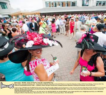 Gallop, hat fashion at the Kentucky Derby