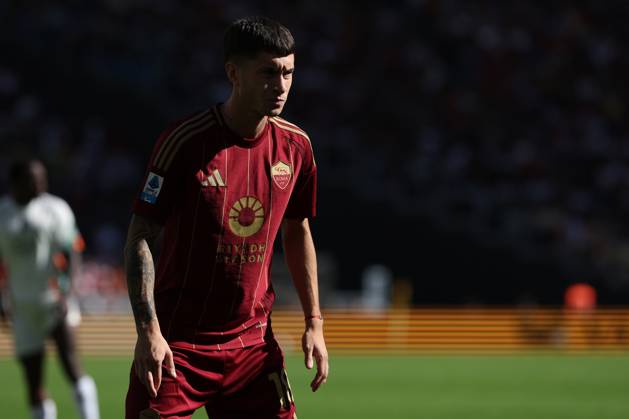 Rome, Italy 29.09.2024 : Matias Soule of Roma during Italian football championship Serie A Enilive 2024-2025 match AS Roma Vs Venezia FC at Stadio Olimpico in Rome on September 29, 2024.  Copyright: xMarcoxIacobucci IPAxSportx xipa-x xx IPA_50161300 IPA_Agency_IPA50161300