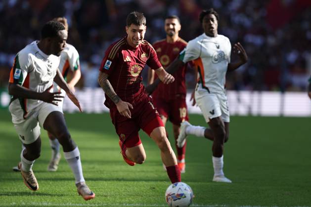 Rome, Italy 29.09.2024 : Matias Soule of Roma during Italian football championship Serie A Enilive 2024-2025 match AS Roma Vs Venezia FC at Stadio Olimpico in Rome on September 29, 2024.  Copyright: xMarcoxIacobucci IPAxSportx xipa-x xx IPA_50163706 IPA_Agency_IPA50163706