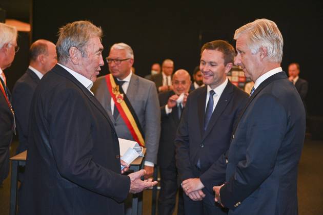 KIng Philippe visits UCI 2021 Road World Championships Flanders Belgium Belgium, Knokke Brugge, 22 09 2021 His Majesty the King will attend the team time trial - mixed relay of the cycling world championships. On this occasion, he will receive a briefing in the presence of Eddy Merckx at the Knokke Casino. He will then embark with Eddy Merckx in a car to follow the riders. On arrival in Bruges (Concertgebouw), he will briefly meet the Belgian team in the waiting zone behind the podium and congratulate the winners photo by F.Andrieu Pool Photonews Brussels Belgium  Copyright: xFredericxAndrieux 10943727-046