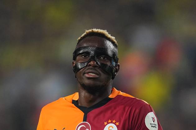 Turkey Süper Ligue: Fenerbahce SK vs Galatasaray S.K September 21 2024: Victor Osimhen of Galatasaray looks on during a Turkey So¼per Ligue game, FenerbahoÂße SK vs Galatasaray S.K, at Ulker Fenerbahce Sukru Saracoglu Stadium, Istanbul, Turkey. Ulrik Pedersen CSM (Credit Image:  Ulrik Pedersen Cal Media) Istanbul Turkey EDITORIAL USE ONLY Copyright: xx ZUMA-20240921_zma_c04_845.jpg UlrikxPedersenx csmphotothree297508