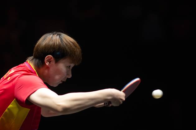 (241006) -- BEIJING, Oct. 6, 2024 -- Wang Manyu of China hits a return during the women s singles final match against Sun Yingsha of China at 2024 World Table tennis, Tischtennis (WTT) China Smash in Beijing, China, Oct. 6, 2024. ) (SP)CHINA-BEIJING-TABLE TENNIS-WTT-CHINA SMASH-WOMEN S SINGLES(CN) XiaoxYijiu