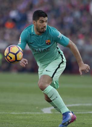 Atlà tico de Madrid v Barcelona - La Liga MADRID, SPAIN - FEBRUARY 26:Luis Suarez of FC Barcelona, Barca in action during the Spanish League 2016 17 match between Atletico de Madrid and Barcelona, at Vicente Calderon Stadium in Madrid on February 26, 2017. (Photo by Guillermo Martinez) Madrid Vicente Calderon Stadium Spain Copyright: xGuillermoxMartinezx