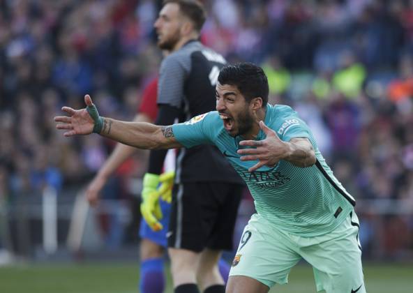 Atlà tico de Madrid v Barcelona - La Liga MADRID, SPAIN - FEBRUARY 26:Luis Suarez of FC Barcelona, Barca celebrates a goal during the Spanish League 2016 17 match between Atletico de Madrid and Barcelona, at Vicente Calderon Stadium in Madrid on February 26, 2017. (Photo by Guillermo Martinez) Madrid Vicente Calderon Stadium Spain Copyright: xGuillermoxMartinezx