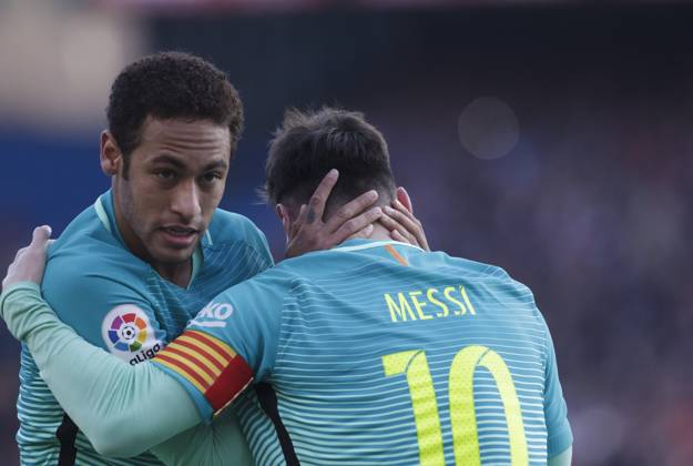 Atlà tico de Madrid v Barcelona - La Liga MADRID, SPAIN - FEBRUARY 26:Lionel Messi of FC Barcelona, Barca and Neymar Jr celebrates a goal during the Spanish League 2016 17 match between Atletico de Madrid and Barcelona, at Vicente Calderon Stadium in Madrid on February 26, 2017. (Photo by Guillermo Martinez) Madrid Vicente Calderon Stadium Spain Copyright: xGuillermoxMartinezx