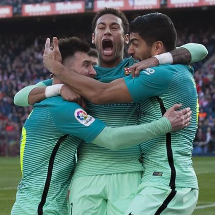Atlà tico de Madrid v Barcelona - La Liga MADRID, SPAIN - FEBRUARY 26:Lionel Messi, Neymar Jr and Luis Suarez of FC Barcelona, Barca celebrates a goal during the Spanish League 2016 17 match between Atletico de Madrid and Barcelona, at Vicente Calderon Stadium in Madrid on February 26, 2017. (Photo by Guillermo Martinez) Madrid Vicente Calderon Stadium Spain Copyright: xGuillermoxMartinezx