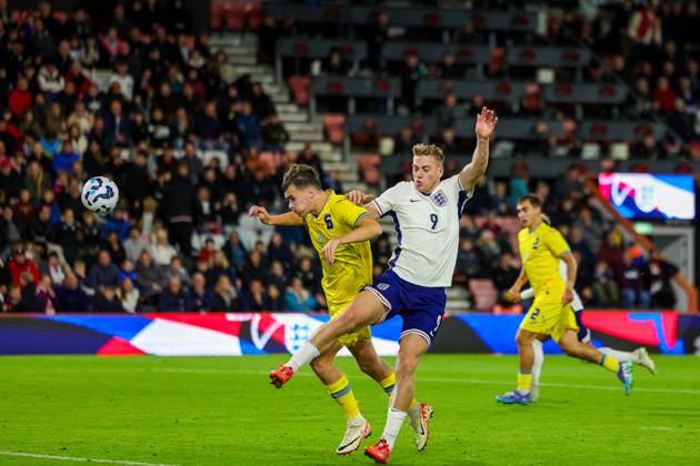 U21, U 21 England v Ukraine U21 UEFA EUROPEAN CHAMPIONSHIPS 11 10 2024. Group F Liam Delap of England heads towards goal during the U21 UEFA EUROPEAN CHAMPIONSHIPS match between U21 England and U21 Ukraine at the Vitality Stadium, Bournemouth, England on 11 October 2024. Editorial use only , Copyright: xNigelxKeenex PSI-20578-0027