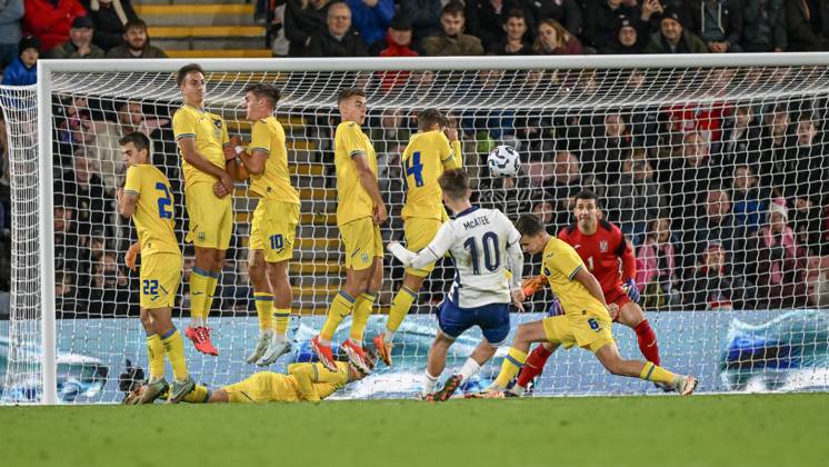 England Under 21 v Ukraine Under w1 UEFA EURO, EM, Europameisterschaft,Fussball U21, U 21 2025 Qualifiers James McAtee of England u21 s scores his side s first goal during the UEFA Euro U21 2025 Qualifiers Group F match at the Vitality Stadium, Bournemouth UK Newspapers OUT Copyright: xJeremyxLandeyx FIL-20758-0060