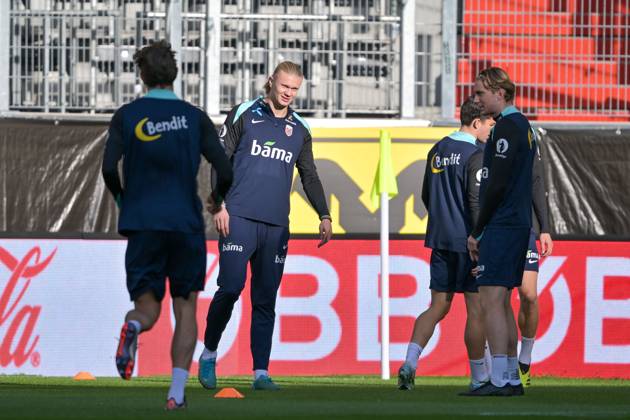 SOCCER - NL, AUT vs NOR LINZ,AUSTRIA,12.OCT.24 - SOCCER - UEFA Nations League, group stage, OEFB international match, Länderspiel, Nationalmannschaft Austria vs Norway, preview, training Team NOR. Image shows Erling Braut Haaland (NOR). GEPAxpictures xDanielaxMoser