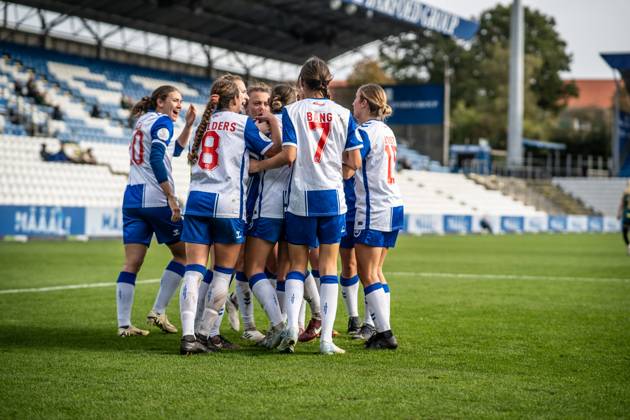 OB Q v HB Koge, Gjensidige Kvindeliga football, Odense, Denmark Odense, Denmark. 12th, October 2024. The players of OB Q seen in celebration after Sophia Rosario French equalises for 1-1 during the Gjensidige Kvindeliga match between OB Q and HB Koge at Nature Energy Park in Odense. Denmark, Odense Copyright: xGonzalesxPhoto NicolaixBethelsenx
