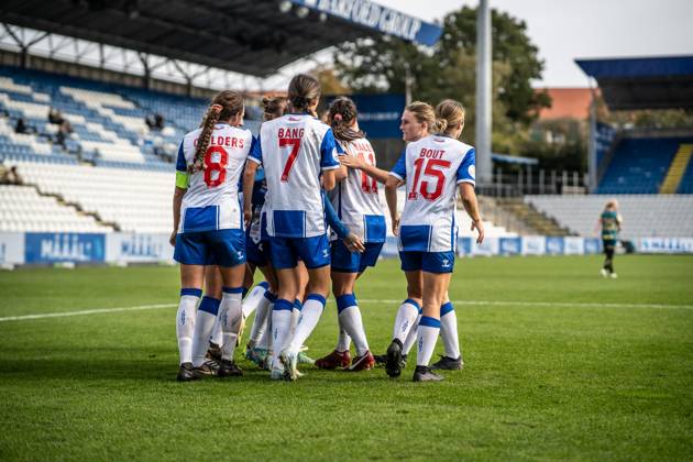 OB Q v HB Koge, Gjensidige Kvindeliga football, Odense, Denmark Odense, Denmark. 12th, October 2024. The players of OB Q seen in celebration after Sophia Rosario French equalises for 1-1 during the Gjensidige Kvindeliga match between OB Q and HB Koge at Nature Energy Park in Odense. Denmark, Odense Copyright: xGonzalesxPhoto NicolaixBethelsenx