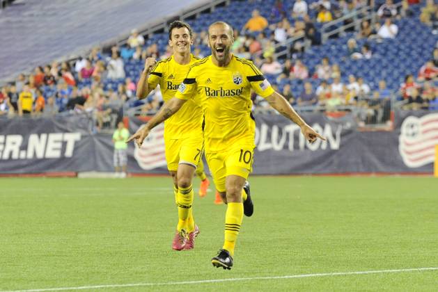 MLS, Fussball Herren, USA 2014: Crew vs Revolution JUL 26 July 26, 2014 - Foxborough, Massachusetts, USA - July 26, 2014 - Foxborough, Massachusetts, U.S. - Columbus Crew forward Federico Higuain (10) celebrates a goal during the MLS game between the Columbus Crew and the New England Revolution held at Gillette Stadium in Foxborough Massachusetts. Eric Canha CSM Foxborough Massachusetts USA EDITORIAL USE ONLY Copyright: xx ZUMA-20140726_zaf_c04_221.jpg EricxCanhax csmphoto931120