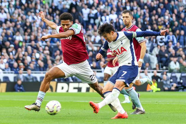 Tottenham Hotspur FC v West Ham United FC Heung-Min Son of Tottenham Hotspur scores a GOAL 4-1 and celebrates during the Tottenham Hotspur FC v West Ham United FC English Premier League match at the Tottenham Hotspur Stadium, London, England, United Kingdom on 19 October 2024 Editorial use only. All images are copyright Every Second Media Limited. No images may be reproduced without prior permission. All rights reserved. Premier League and Football League images are subject to licensing agreements with Football DataCo Limited. see https: www.football-dataco.com Copyright: xIMAGO EveryxSecondxMediax ESM-1174-0031