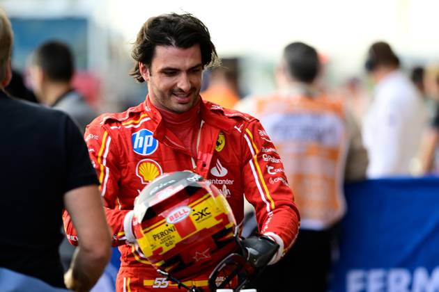 19 10 2024, xrarjax, Motorsport FIA Formula 1, Grand Prix of the USA 2024 emspor, v l Qualifying Carlos Sainz Ferrari starting number 55 FIA REGULATIONS PROHIBIT ANY USE OF PHOTOGRAPHS as IMAGE SEQUENCES and or QUASI VIDEO Austin