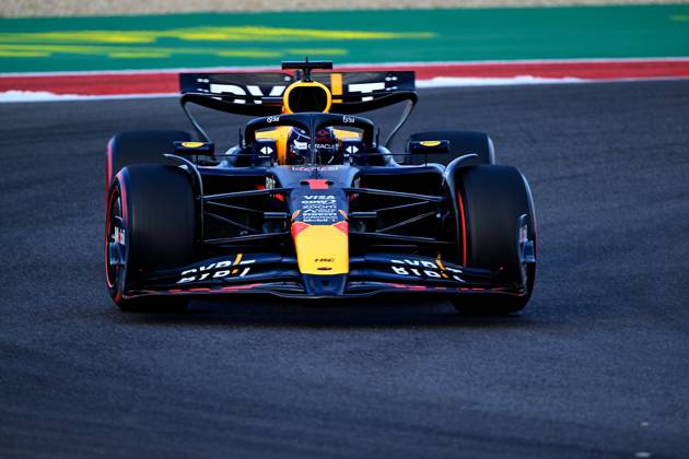 19 10 2024, xrarjax, Motorsport FIA Formula 1, Grand Prix of the USA 2024 emspor, v l Qualifying Max Verstappen Oracle Red Bull Racing starting number 1 FIA REGULATIONS PROHIBIT ANY USE OF PHOTOGRAPHS as IMAGE SEQUENCES and or QUASI VIDEO Austin